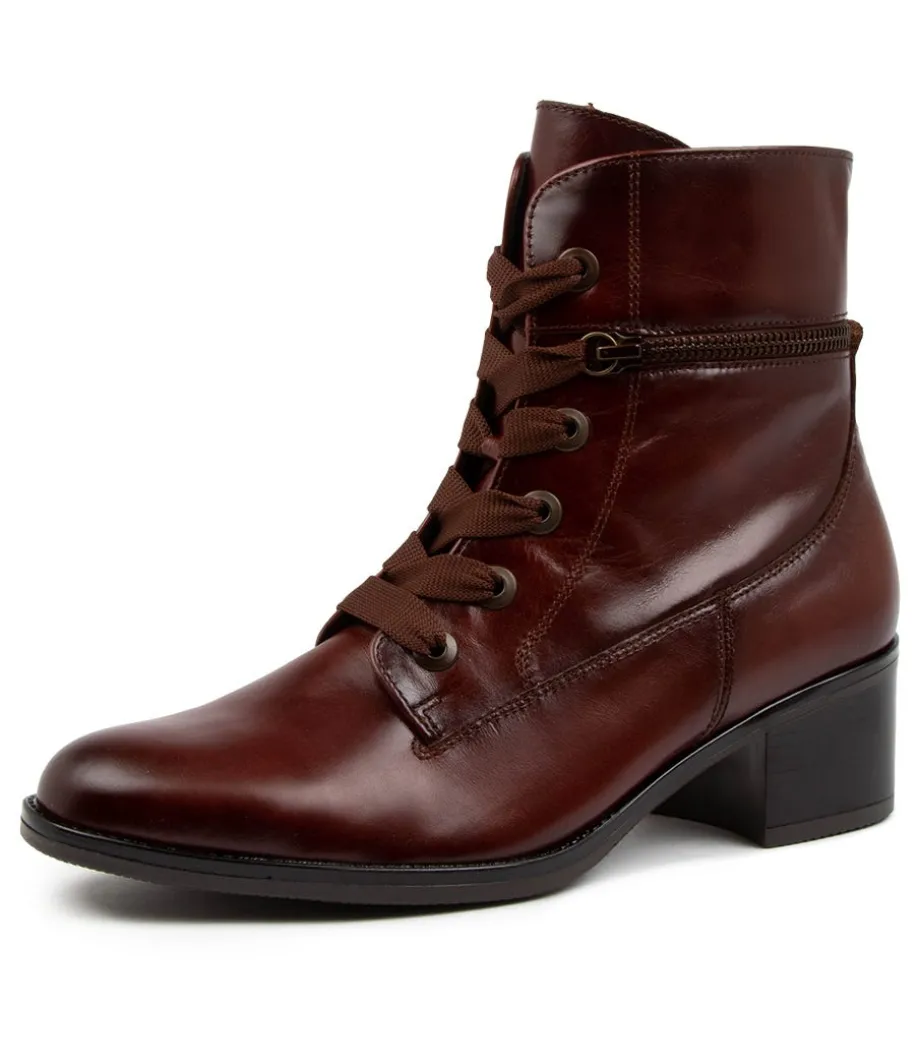 Billie Sattel Leather
