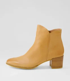 Mockas Dk Tan Leather